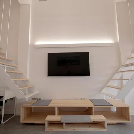 New & Modern Studio Loft 1 Apartament