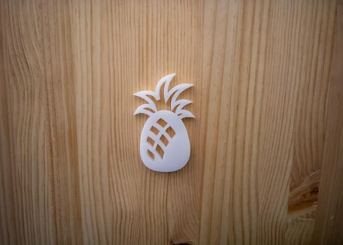 New & Modern Studio Loft 1 *